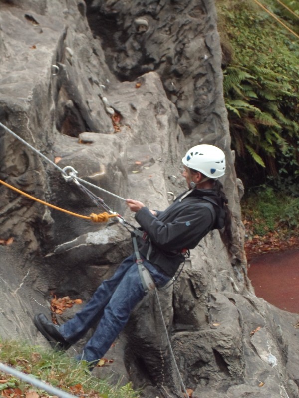 Warren abseiling